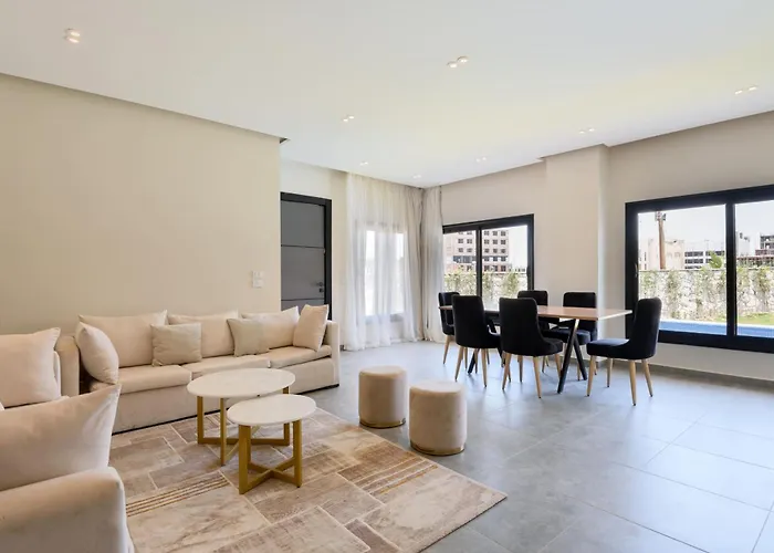 Golden 4Br Villas By Travelholic